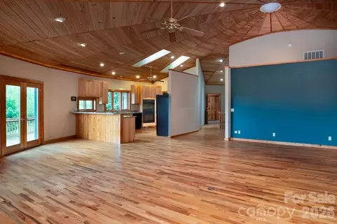 Living - 417 Quiet Forest Ln, Sylva, NC 28779 photo 2 of 6