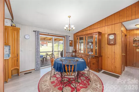 Dining - 40 Warner Rd, Canton, NC 28716 photo 1 of 2