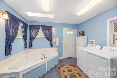 Other - 40 Warner Rd, Canton, NC 28716 photo 7 of 10