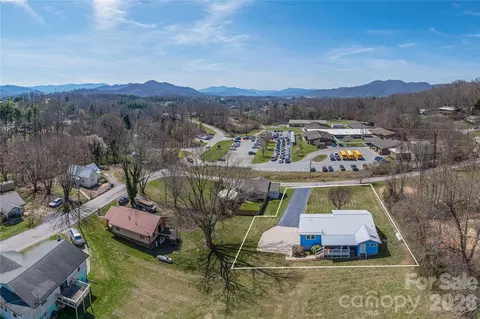 View/Area - 40 Warner Rd, Canton, NC 28716 photo 1 of 2