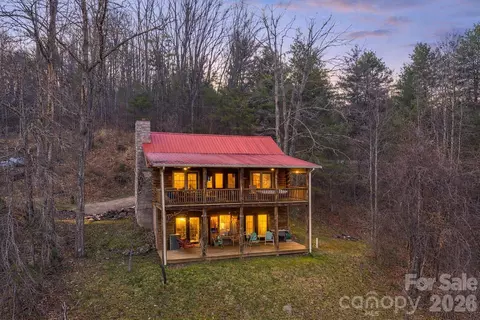 409 Hamlet Dr, Burnsville, NC 28714