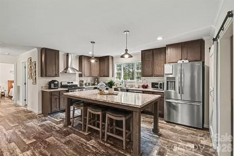 420 Hoffman Rd, Lincolnton, NC 28092