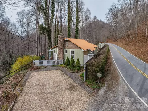 Exterior - 897 Dark Ridge Rd, Sylva, NC 28779 photo 15 of 15