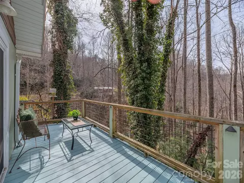 Exterior - 897 Dark Ridge Rd, Sylva, NC 28779 photo 6 of 15
