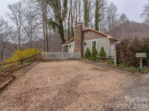 Exterior - 897 Dark Ridge Rd, Sylva, NC 28779 photo 14 of 15
