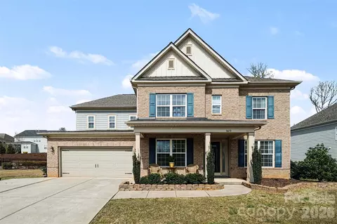 8651 Shadetree St, Huntersville, NC 28078