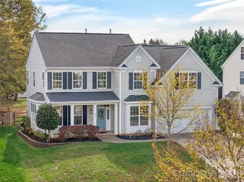 851 Brookdale Ln, Stanley, NC 28164