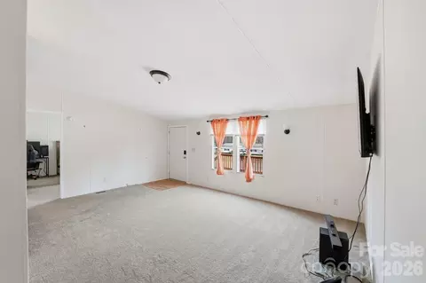 2862 Eagle Point Dr, Trinity, NC 27370 photo 6