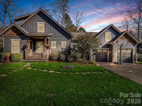 268 Firefly Cv, Lake Lure, NC 28746