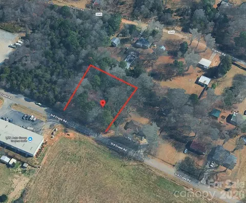 131 3rd Creek Rd, Statesville, NC 28677