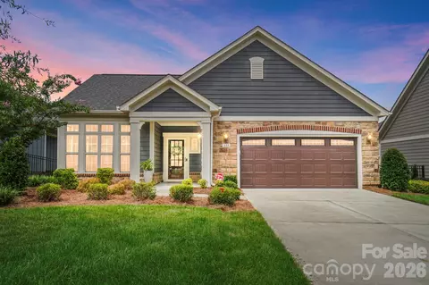 695 Poplar View Nw Dr NW, Concord, NC 28027