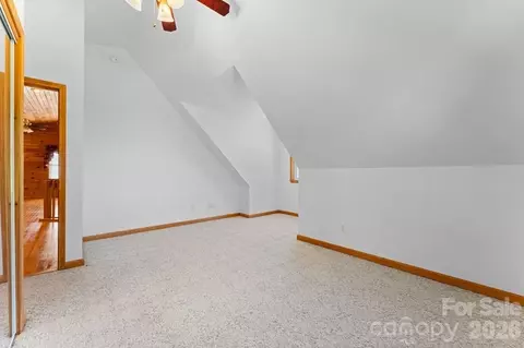 Bedroom - 44 Ellistone Ct, Sylva, NC 28779 photo 5 of 7