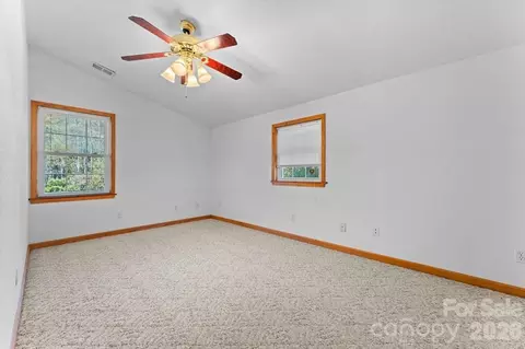 Bedroom - 44 Ellistone Ct, Sylva, NC 28779 photo 6 of 7