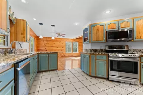 Kitchen - 44 Ellistone Ct, Sylva, NC 28779 photo 1 of 4