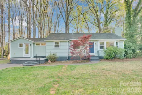2926 Palm Ave, Charlotte, NC 28205