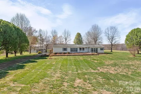 3436 Rome Anthony Rd, Yadkinville, NC 27055