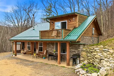 131 White Oak 3435 Way #34/35, Hot Springs, NC 28743