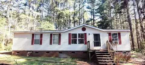 5030 Pine Springs Dr, Bessemer City, NC 28016