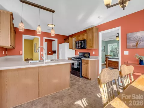 Kitchen - 3 Wagon Trce, Flat Rock, NC 28731 photo 1 of 5