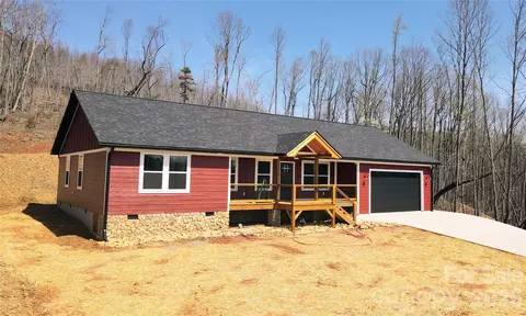 82 Star Dr, Marion, NC 28752