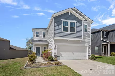 11935 Red Leaf Dr, Charlotte, NC 28215