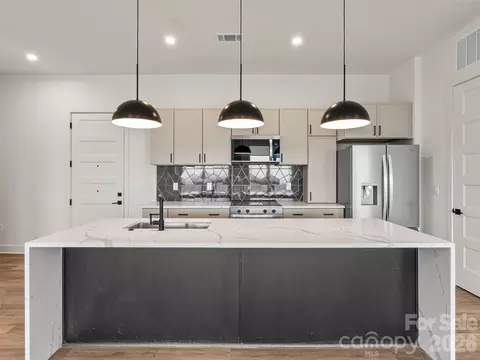 123 Haywood 203 St #203, Asheville, NC 28801
