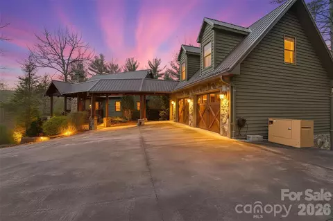 1721 Meadow Rd, Ferguson, NC 28624