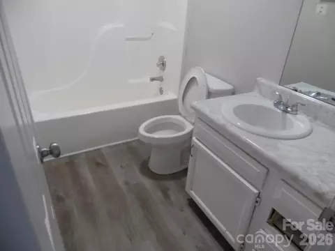 Bath - 615 Flicker St, Concord, NC 28027 photo 1 of 2