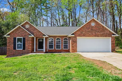 1117 Capps Hollow Dr, Charlotte, NC 28216