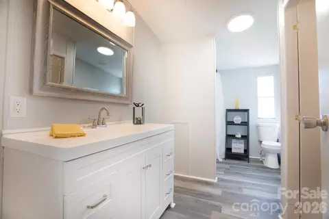 Bath - 889 Tabor Rd, Olin, NC 28660 photo 1 of 3