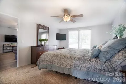Bedroom - 889 Tabor Rd, Olin, NC 28660 photo 3 of 4