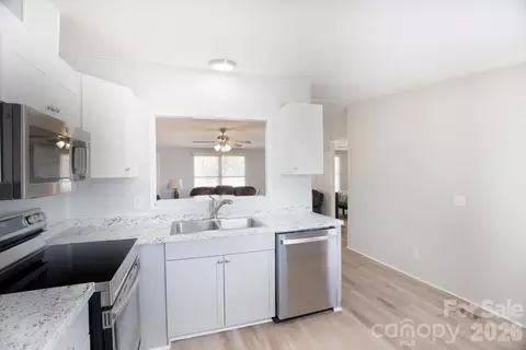 Kitchen - 889 Tabor Rd, Olin, NC 28660 photo 2 of 2