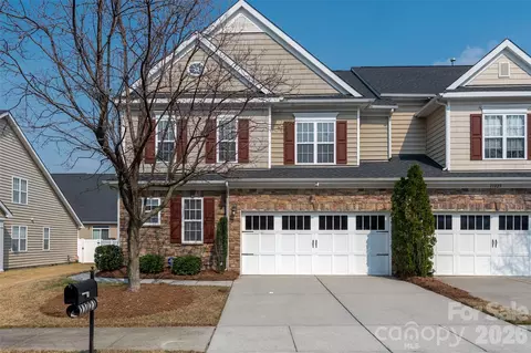 11021 Lucky Horseshoe Ln, Charlotte, NC 28277