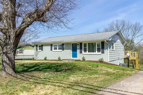 183 Mount Carmel Rd, Asheville, NC 28806