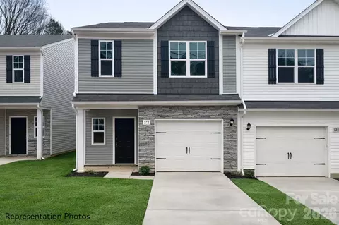 3730 Sally Ln, Charlotte, NC 28227