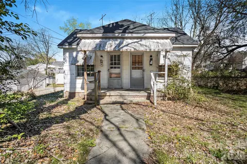 120 W Steele St, Salisbury, NC 28144