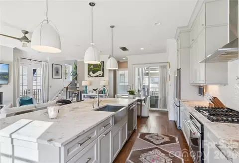 1708 Lombardy A Cir #A, Charlotte, NC 28203