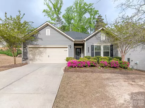 14816 Batteliere Dr, Charlotte, NC 28278