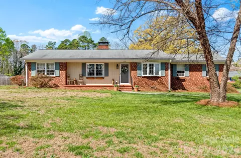 778 Reynolds Rd, Lewisville, NC 27023