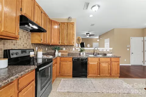 Kitchen - 1806 Tradd Ave, Clover, SC 29710 photo 3 of 3
