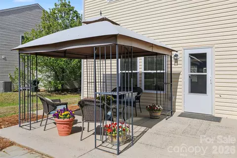 Exterior - 1806 Tradd Ave, Clover, SC 29710 photo 2 of 3