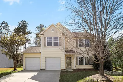 1806 Tradd Ave, Clover, SC 29710