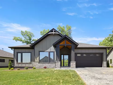 504 Blue River Dr, Arden, NC 28704