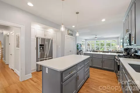 Kitchen - 551 7th Nw St NW, Hickory, NC 28601 photo 2 of 4