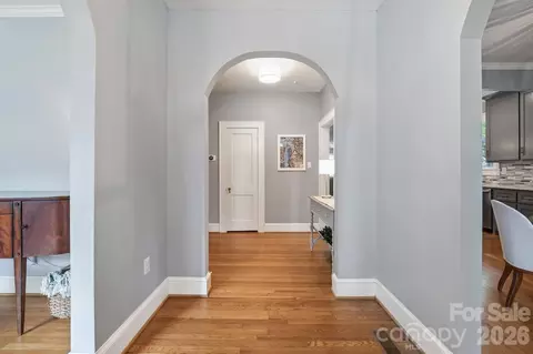 Entry Way - 551 7th Nw St NW, Hickory, NC 28601 photo 1 of 3