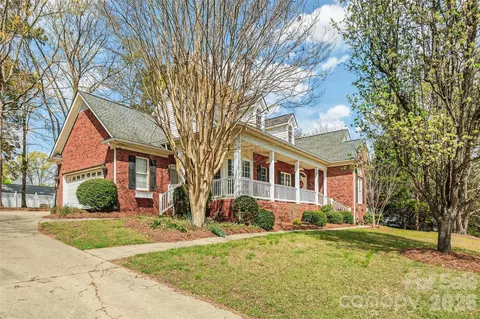 1220 Kent Dr, Lancaster, SC 29720