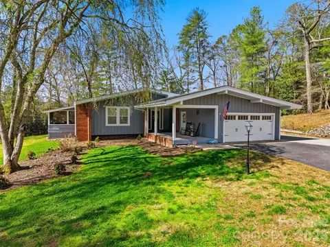 1300 Laurel Ne St NE, Valdese, NC 28690