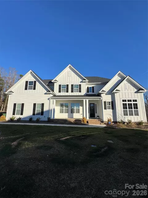 901 Marquis Hills Dr, Fort Mill, SC 29715