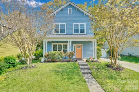 1206 Rising Oak Dr, Charlotte, NC 28206