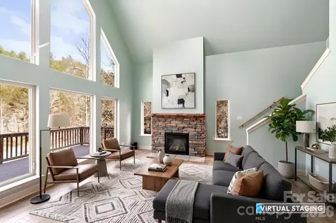 Living - 48 Back River Trl, Marshall, NC 28753 photo 2 of 4